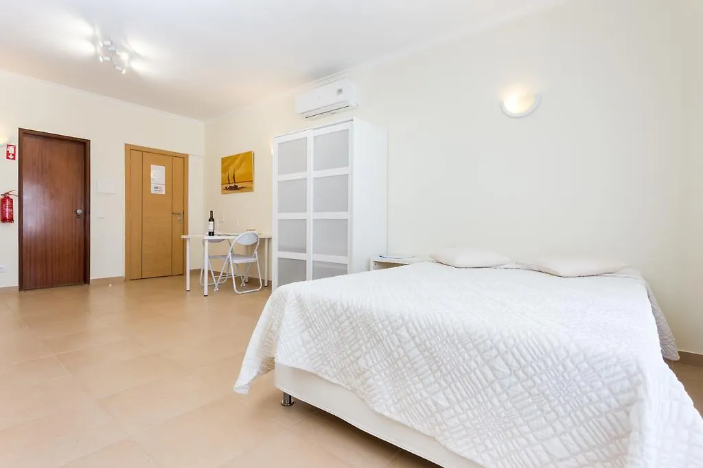 Carol'S Beco Apartments